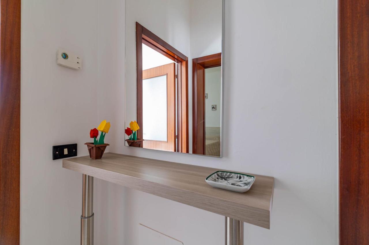 Appartement Nido Origami à Bari Extérieur photo